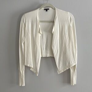 Express long sleeve cropped cardigan. Size XS. Cream color